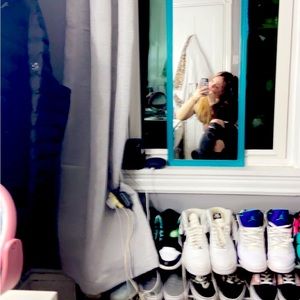 Meet your Posher, Taylor